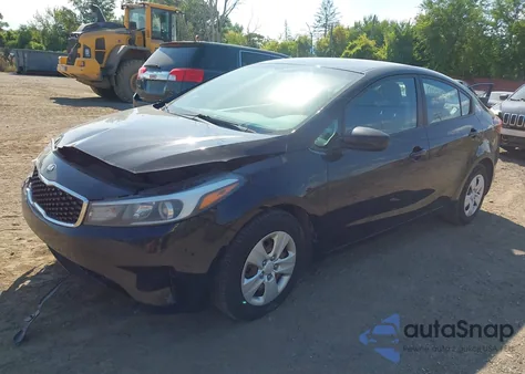 2017 Kia Forte Lx из США, поврежденный, VIN 3KPFK4A73HE060431